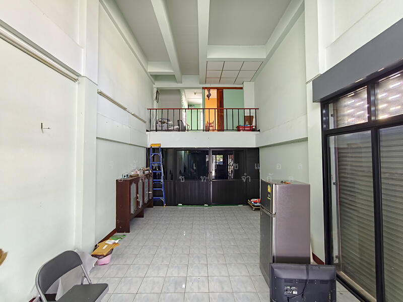 Buathong Thani, Nonthaburi
