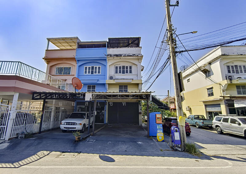 Buathong Thani, Nonthaburi