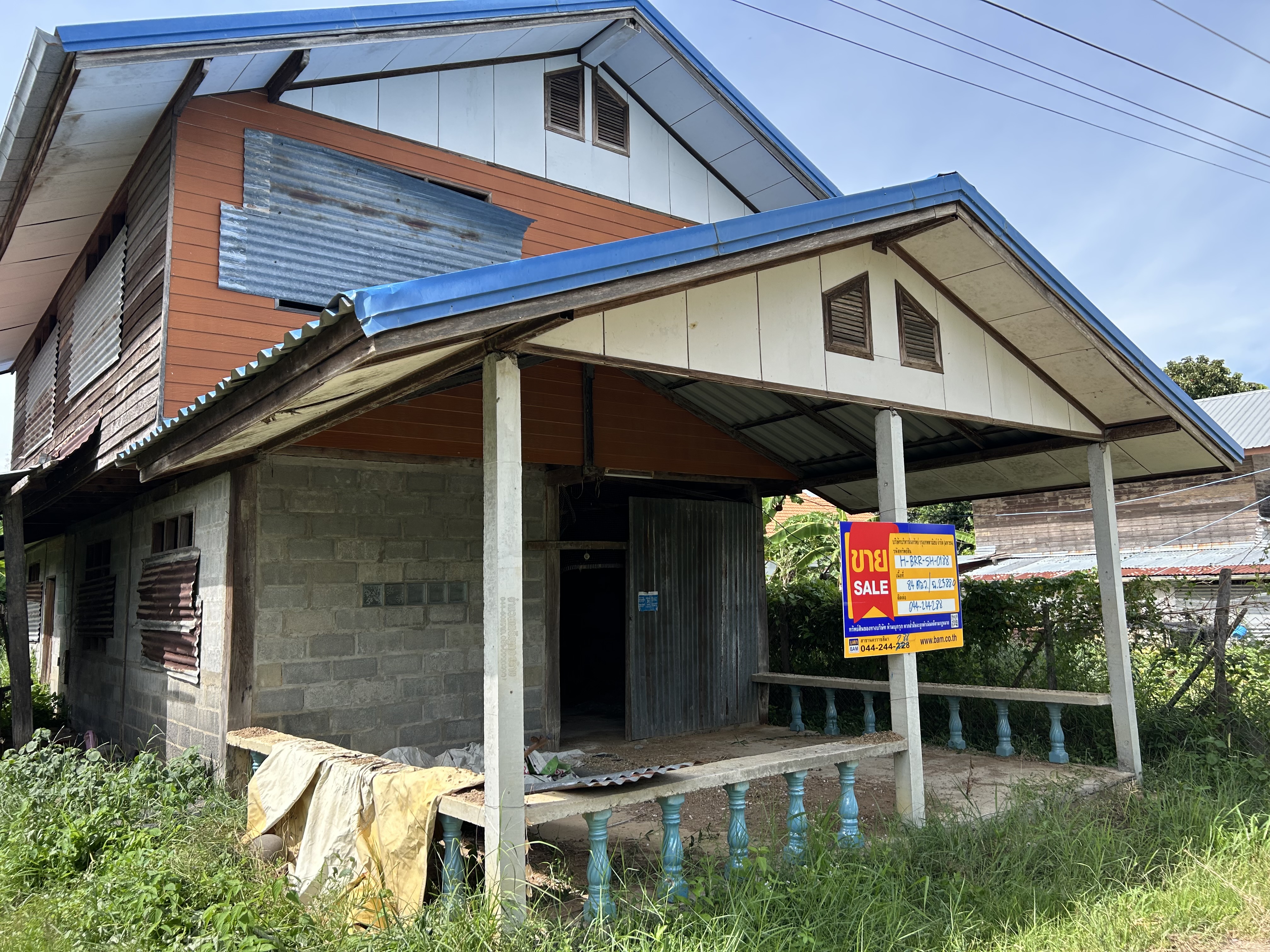 บ้านครึ่งตึกครึ่งไม้ 2 ชั้น ห้วยราช บุรีรัมย์