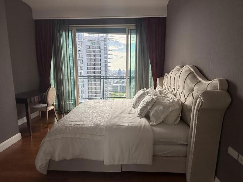 Q Langsuan, Bangkok