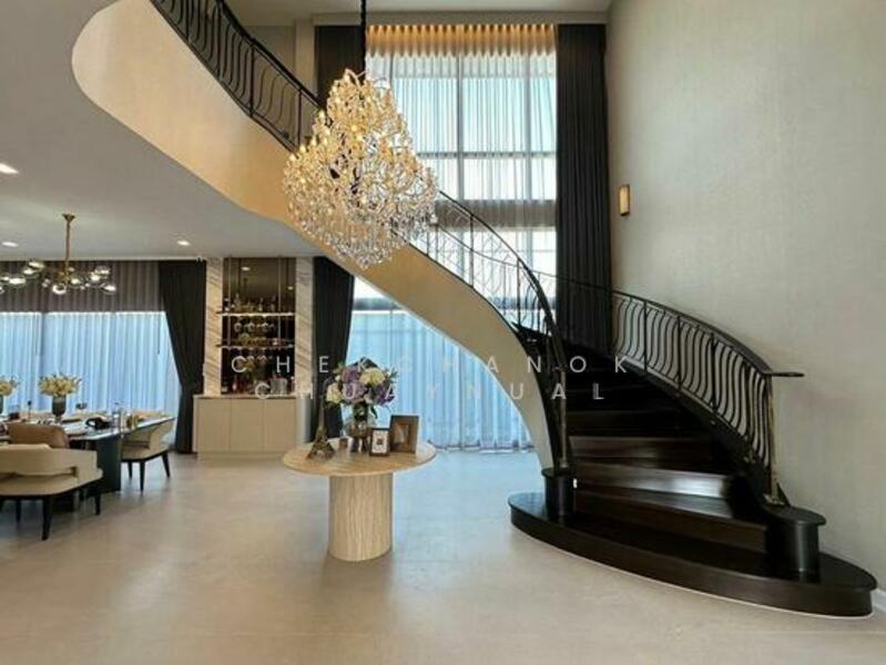 Grand Bangkok Boulevard Rama 9-Krungthepkreetha, Bangkok