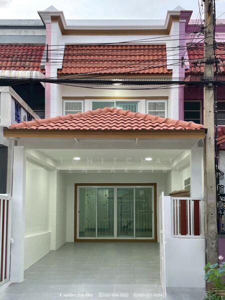 ทาว์นเฮ้าส์ 2 ชั้น หมู่บ้านแหลมทอง 45/132 ซ.เทพกุญชร 40 คลองหนึ่ง คลองหลวง ปทุมธานี, Pathum Thani