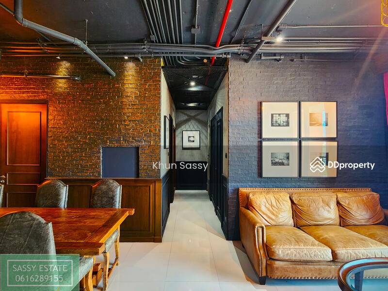 AGUSTON Sukhumvit 22, Bangkok