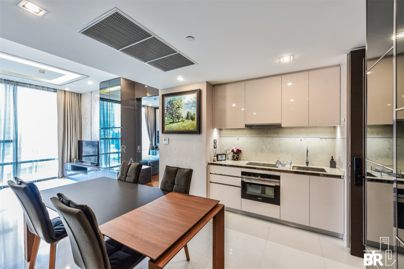 The Bangkok Sathorn, Bangkok