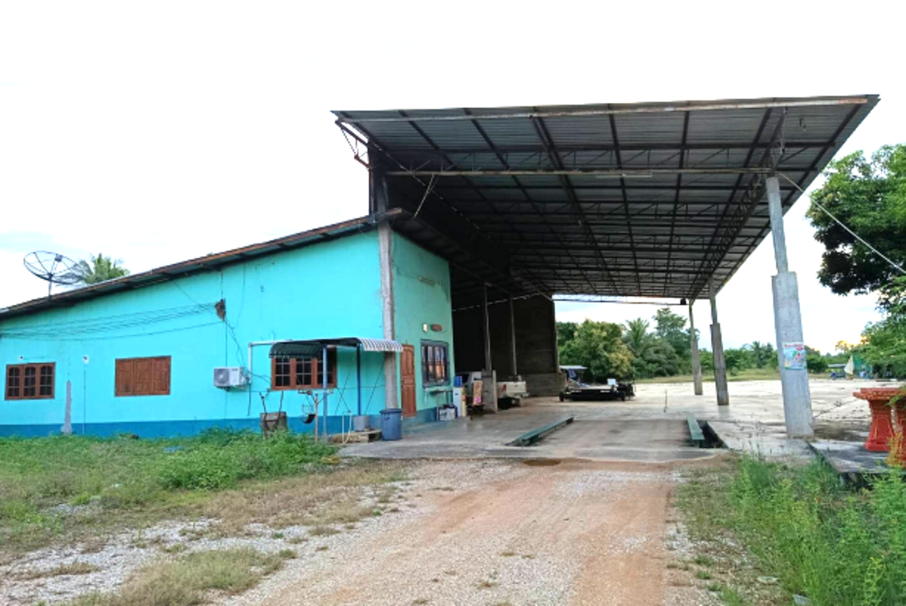 Warehouse at Thaton Lanhoy, Sukhothai