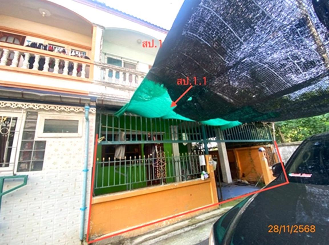 Townhouse in Klong Luang, Pathum Thani
