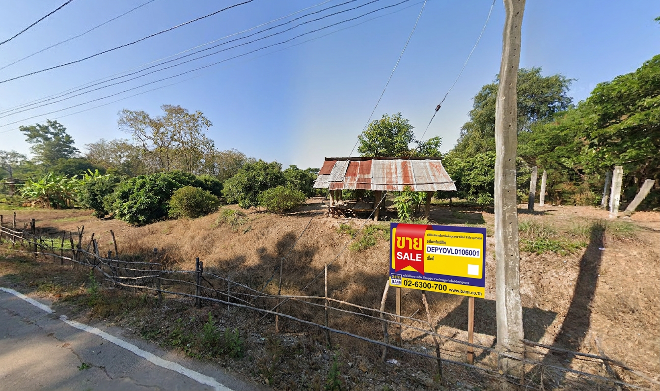 Empty land Cave house Phayao