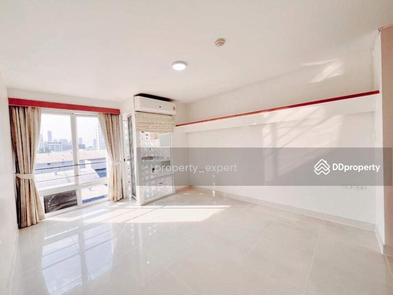 I-House Rama 9-Ekkamai, Bangkok