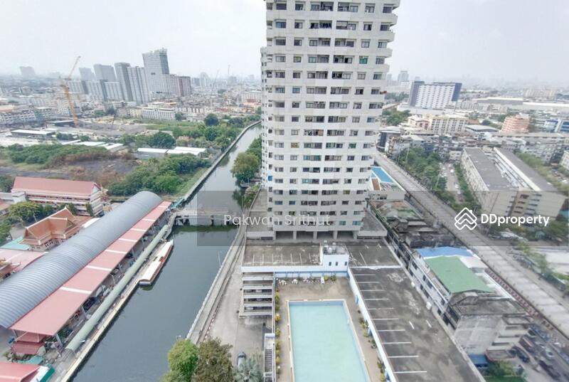 Klongjan Place condominium, Bangkok