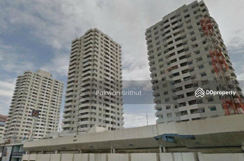 Klongjan Place condominium, Bangkok