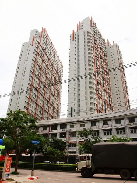 Ivy River, Bangkok