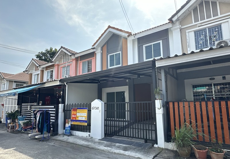 ทาวน์เฮ้าส์  2 ชั้น บ้านพฤกษา 67