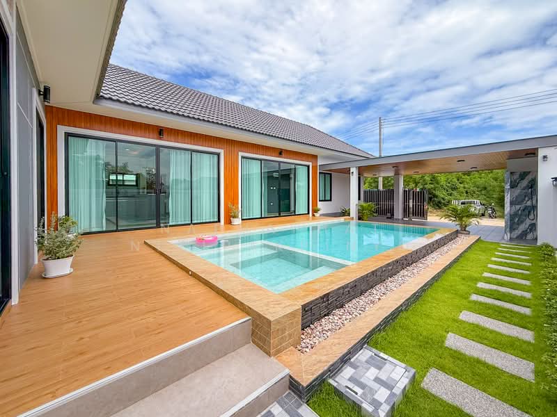 House for Sane in Bang Saray Beachside, Private pool. Brand New, Chon Buri (Pattaya)