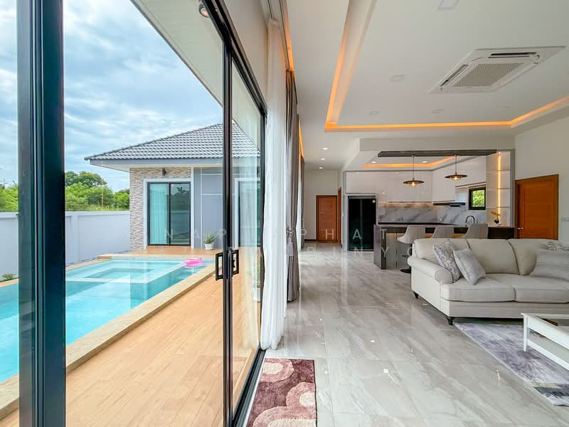 House for Sane in Bang Saray Beachside, Private pool. Brand New, Chon Buri (Pattaya)