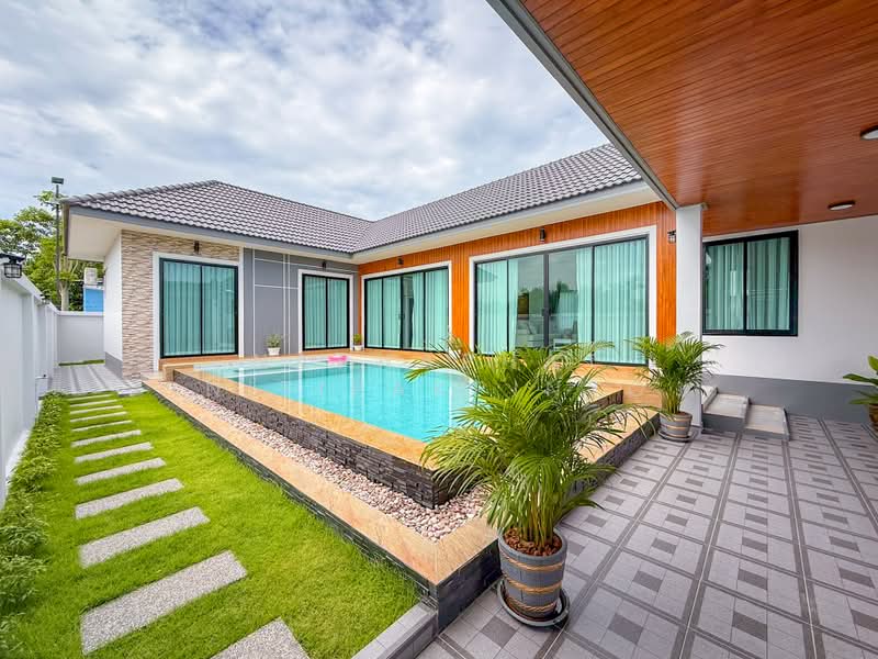 House for Sane in Bang Saray Beachside, Private pool. Brand New, Chon Buri (Pattaya)