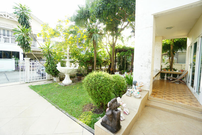 Baan Fah Piyarom - Lumlukka Klong 6, Pathum Thani