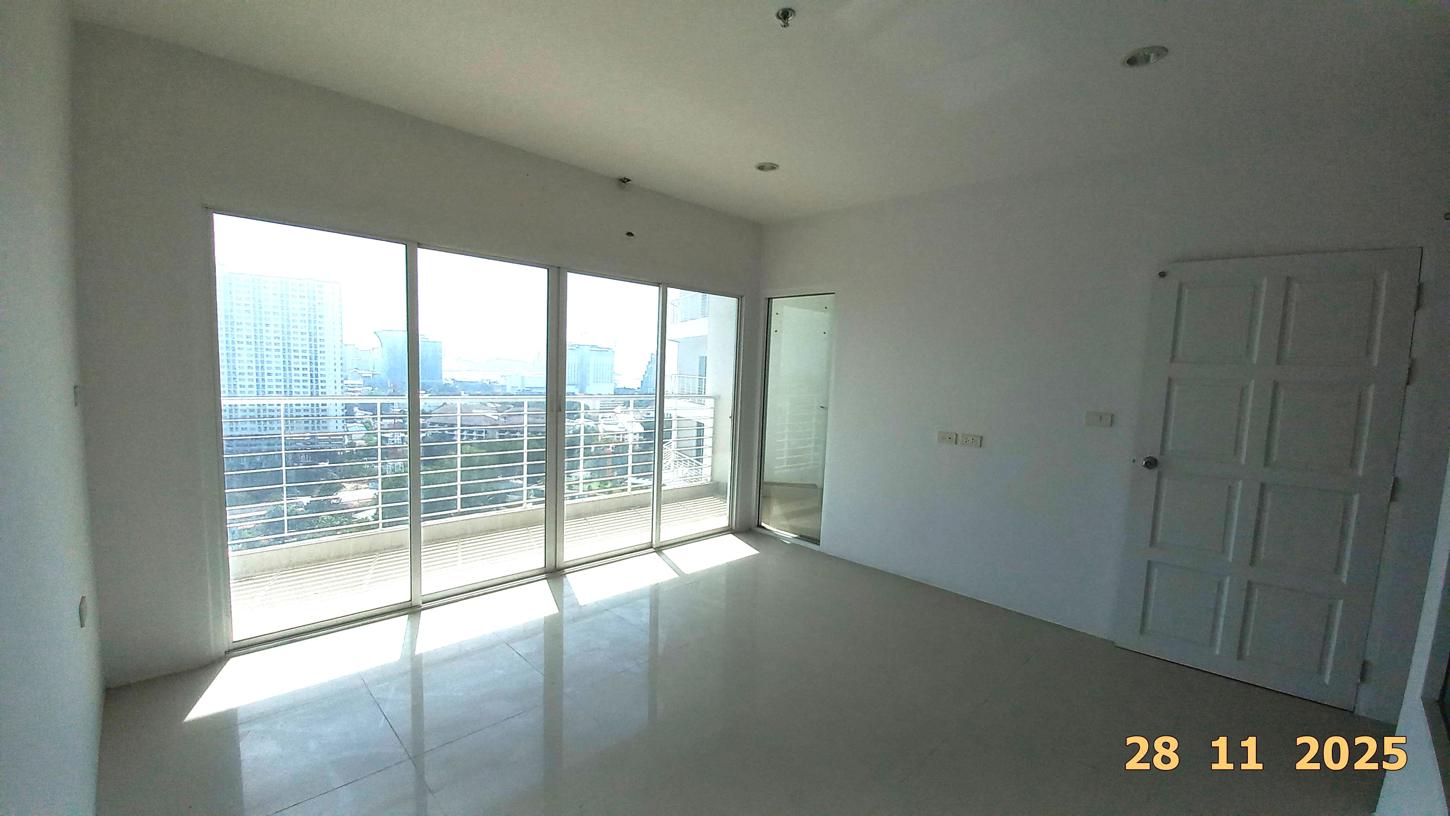 AD Condominium Hi-At Bang Lamung Chonburi