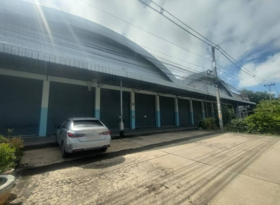 Warehouse in Tak City, Tak Province