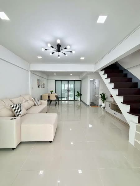 บ้านสวัสดิการเพื่อข้าราชการ กทม, Nonthaburi