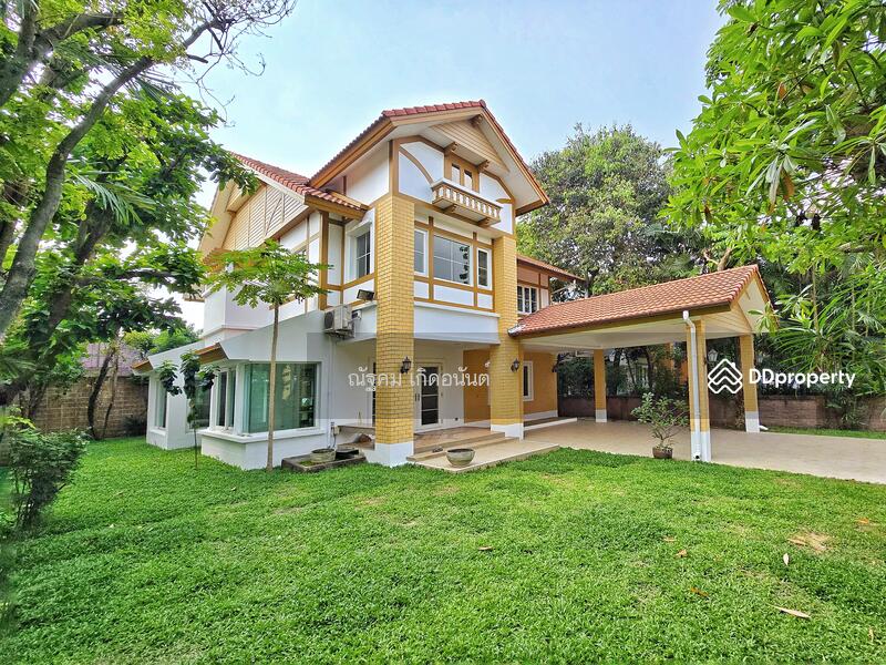 Laddarom Ratchaphruek-Pinklao, Bangkok
