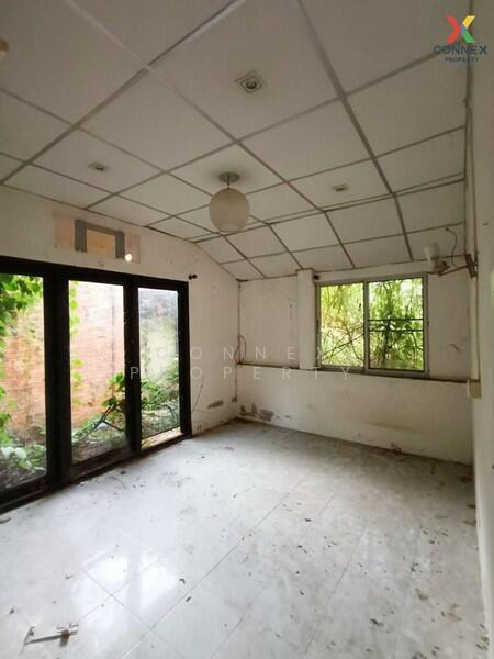 Baan Samaporn Teparak ษมาภรณ์, Samut Prakan