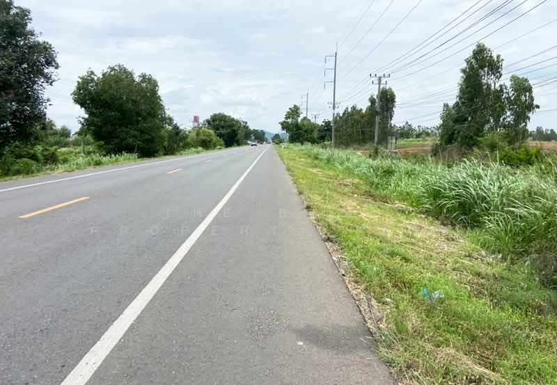 ที่ดินท่าตะโก นครสวรรค์, Nakhon Sawan