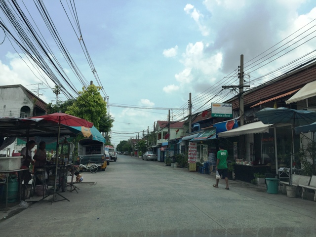 Samut Thai Village