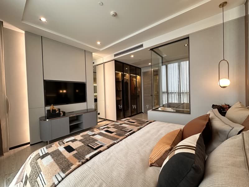 The Room Sukhumvit 38, Bangkok