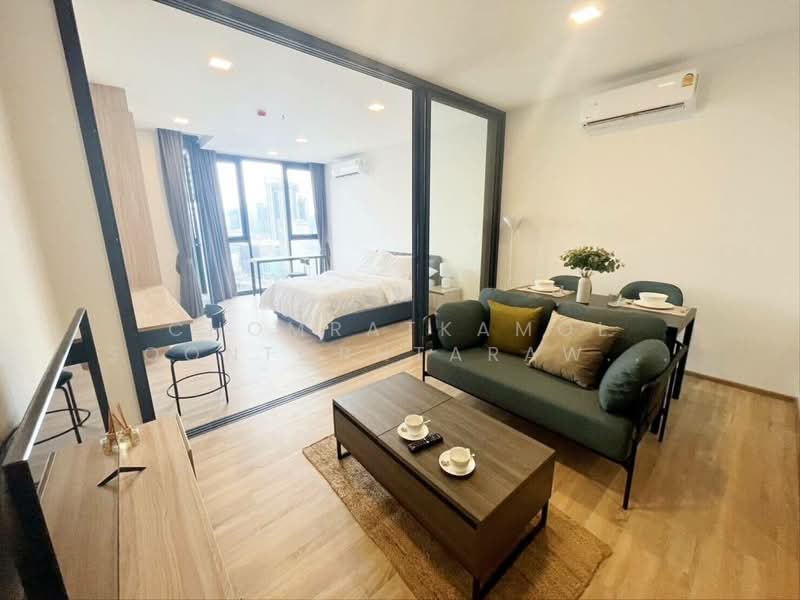 XT Phayathai, Bangkok
