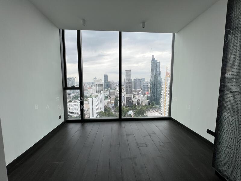Tait Sathorn 12, Bangkok