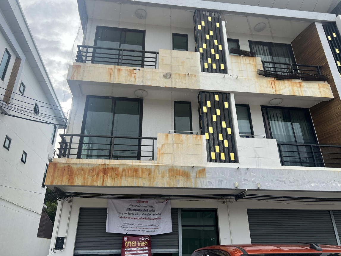 Commercial Townhouse at D Complex-D Town Sriracha Chonburi