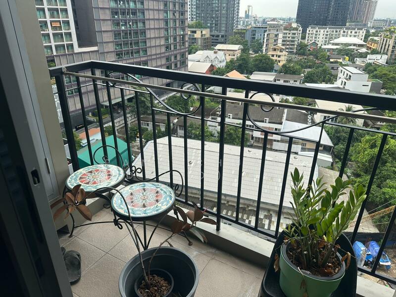 The Crest Sukhumvit 34, Bangkok
