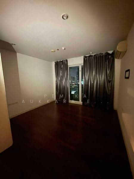 Circle Condominium, Bangkok