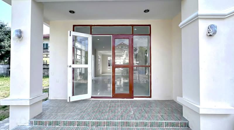 Mantika Bangbon 3, Bangkok