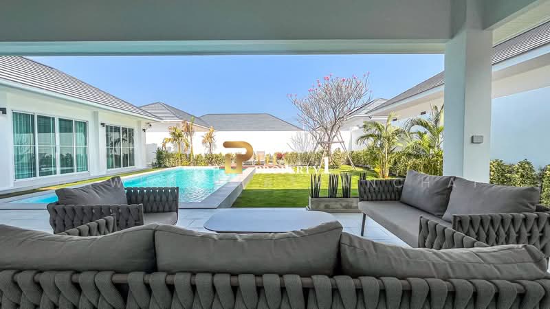 Eeden Luxe, Prachuap Khiri Khan