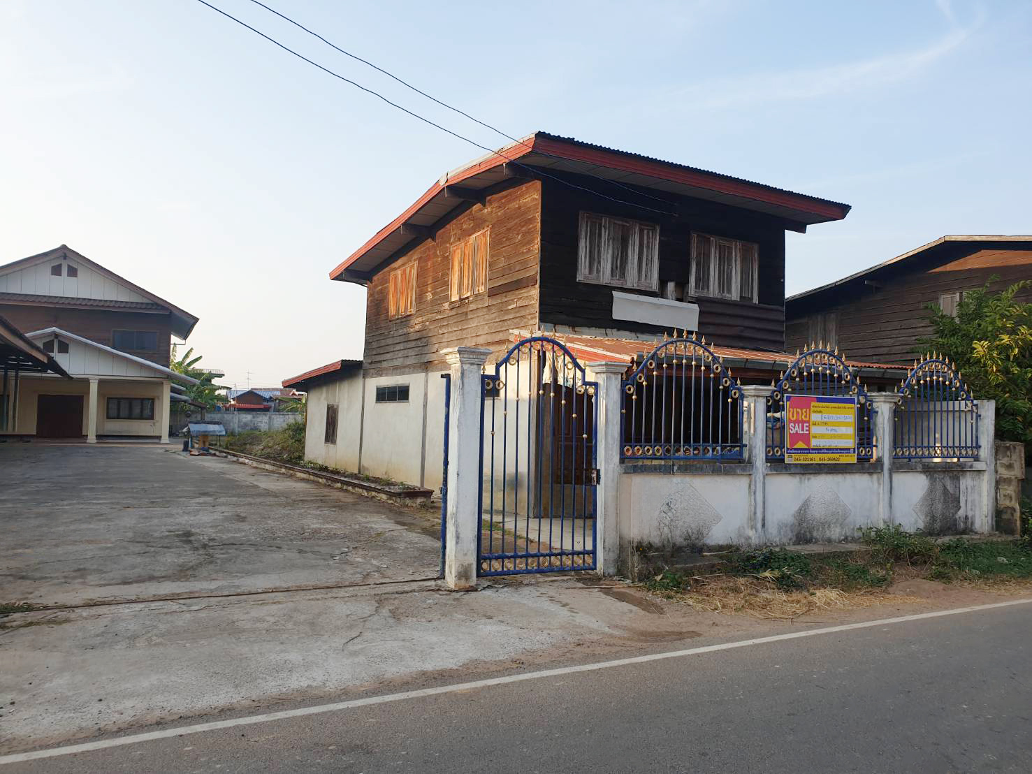 Single House for Sale in Amnat Charoen Province