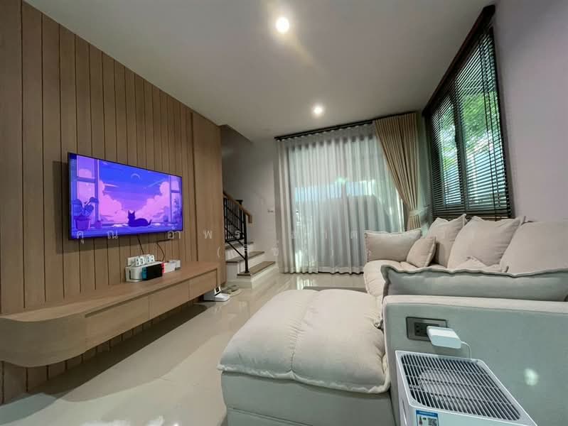 Baan Klang Muang Suksawat-Rama 3, Bangkok