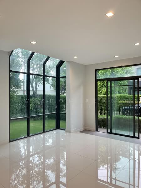 Bangkok Boulevard Sathorn-Pinklao 2, Nonthaburi