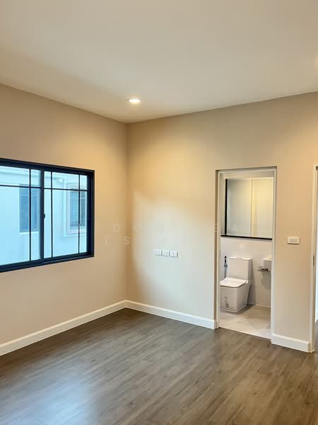 Bangkok Boulevard Sathorn-Pinklao 2, Nonthaburi