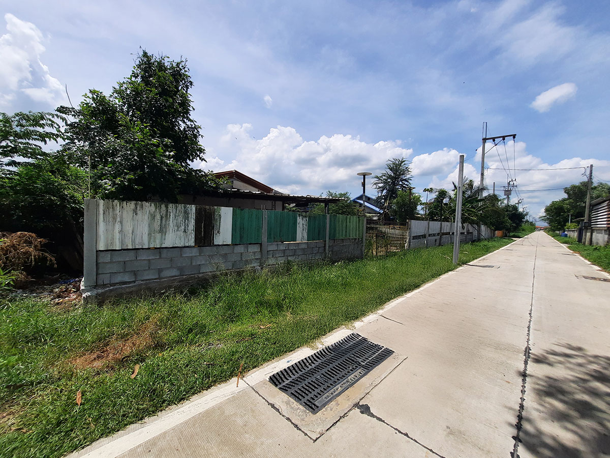 โรงงาน ไทรน้อย นนทบุรี