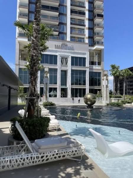 Copacabana Beach Jomtien, Chon Buri (Pattaya)