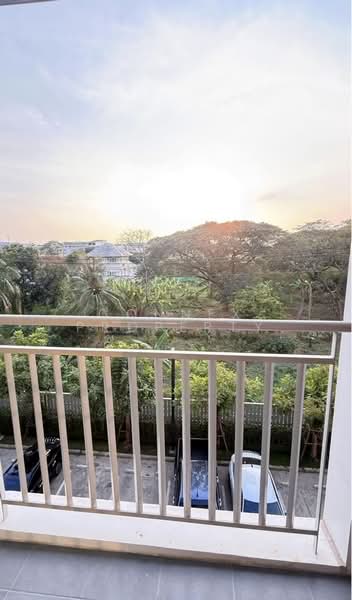 Lumpini Condo Town Ekachai 48, Bangkok
