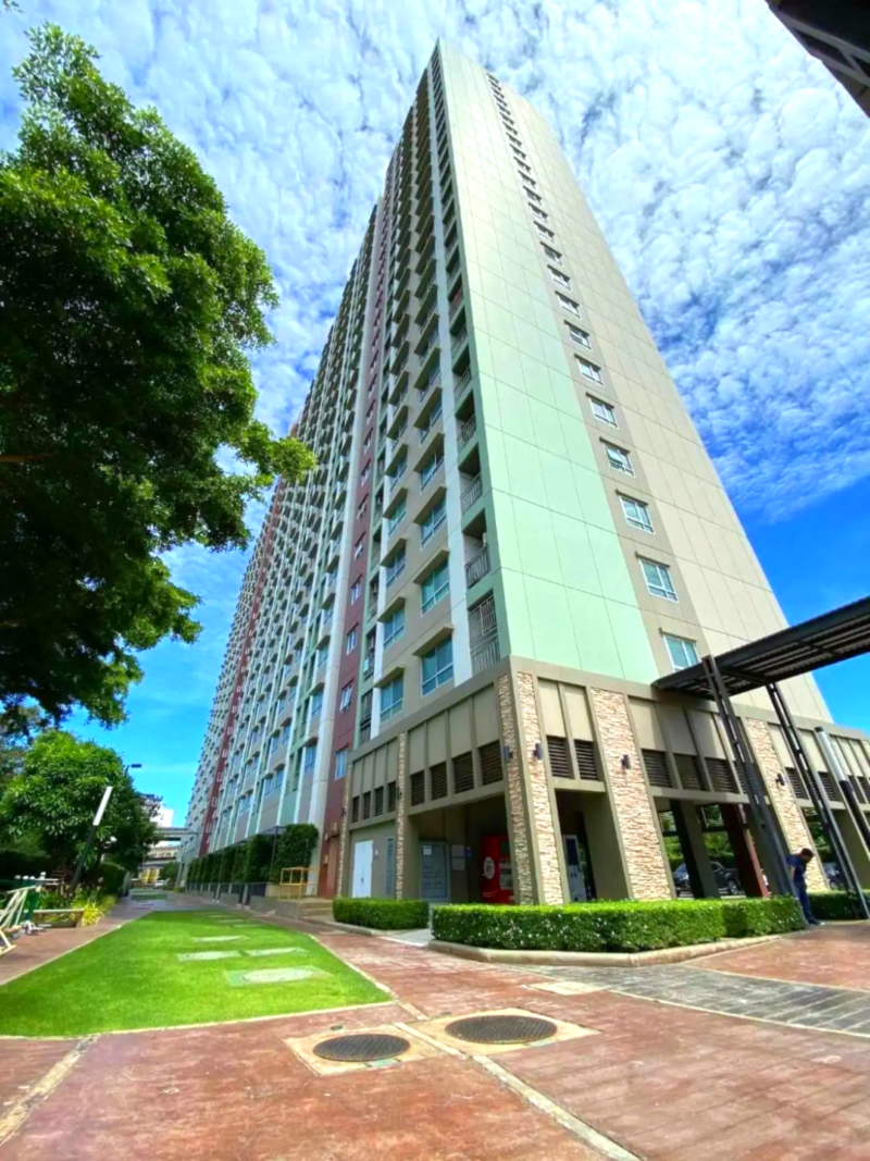 Lumpini Place Borom Ratchachonni–Pinklao