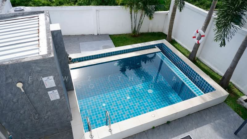 Charming 3BR Townhouse Near Fisherman’s Village, Koh Samui, Surat Thani