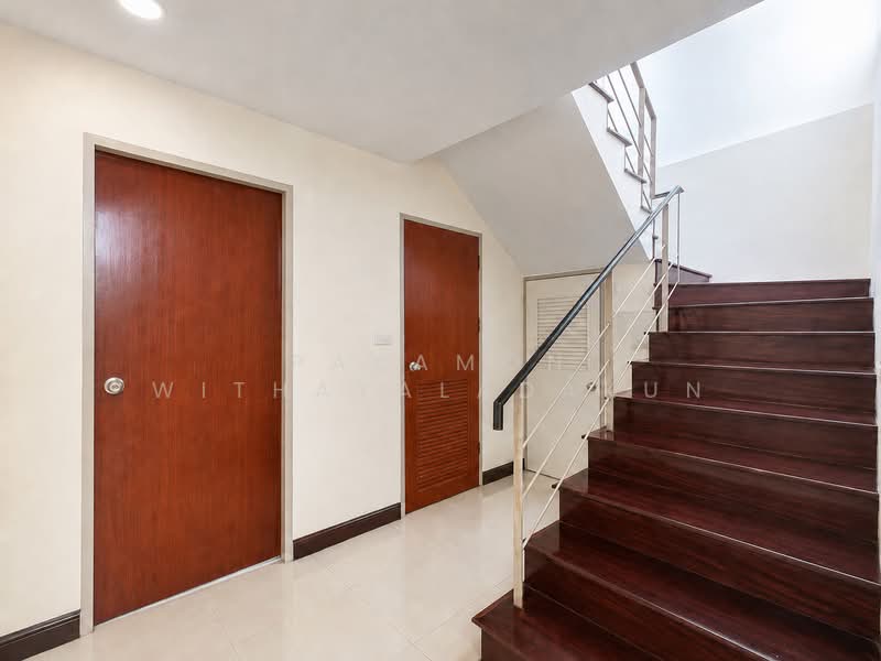 Noble Park Bangplee, Samut Prakan