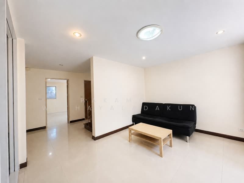 Noble Park Bangplee, Samut Prakan