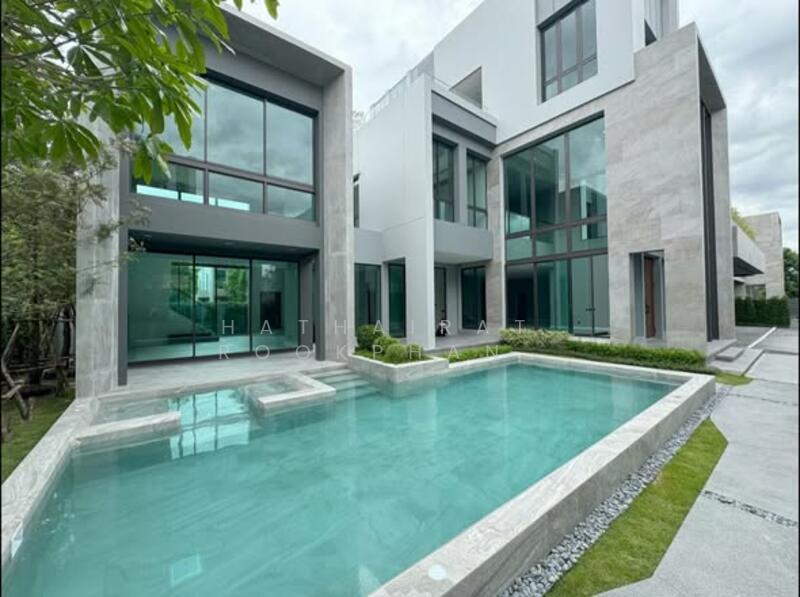 Grand Bangkok Boulevard Rama 9-Krungthepkreetha, Bangkok
