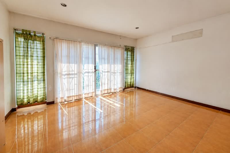 หมู่บ้านรมันยา, Nonthaburi
