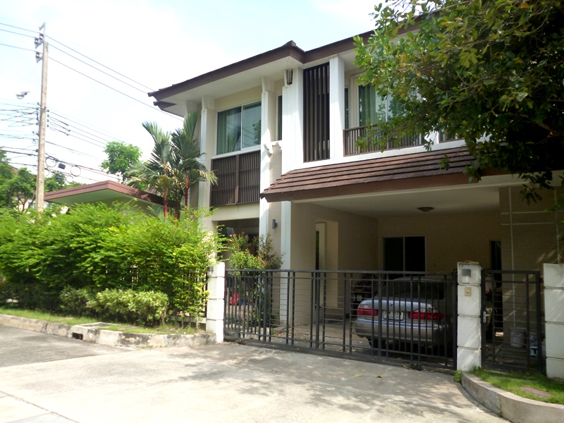 บ้านเดี่ยว โครงการเดอะ เซนโทร อ่อนนุช-วงแหวน