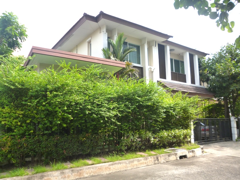บ้านเดี่ยว โครงการเดอะ เซนโทร อ่อนนุช-วงแหวน